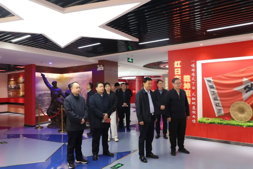 1764901302487420.jpg 1764901302487420.jpg